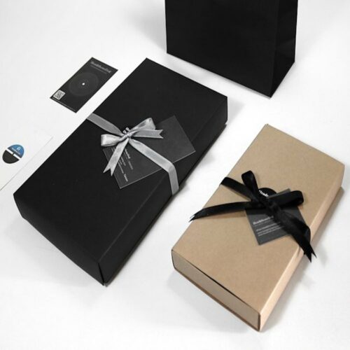 Custom Gift Wrapping: image 1