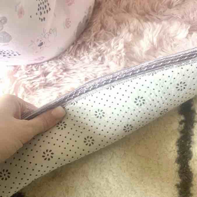 Fluffy Floor Rug: image 6