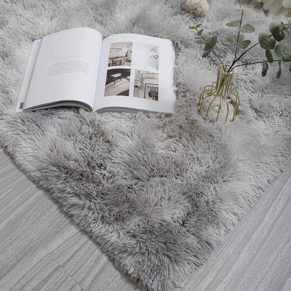 Fluffy Floor Rug: image 13