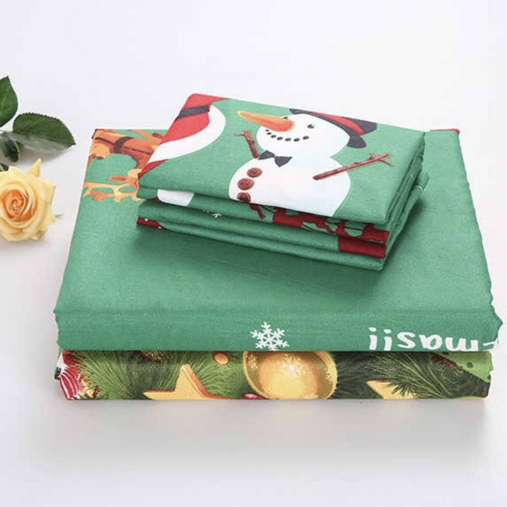 Christmas Bedding Set: image 2