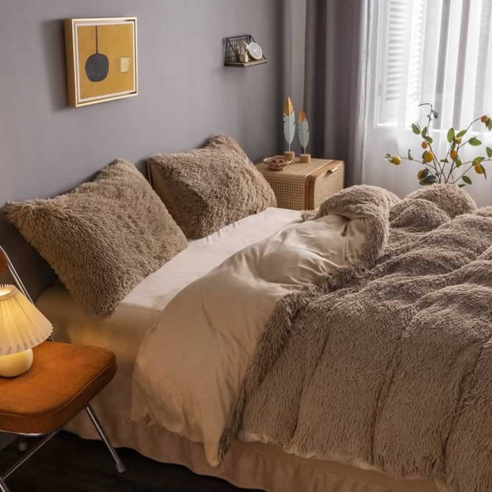 Luxury Plush Shaggy Bedding Set, Brown / Queen 4 Piece Set
