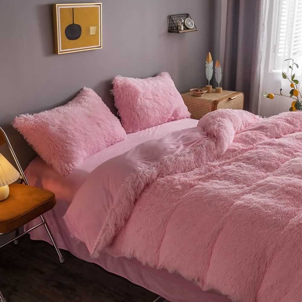 Luxury Plush Shaggy Bedding Set: image 9