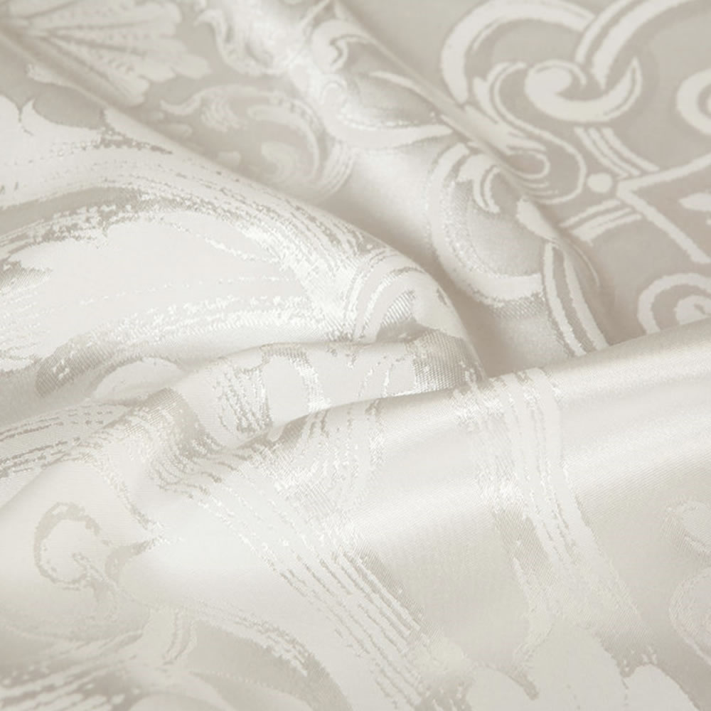 Luxury Bedding Set: image 15
