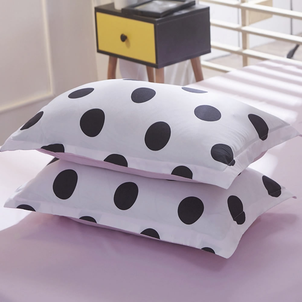 Polka Dot Bedding Set: image 5