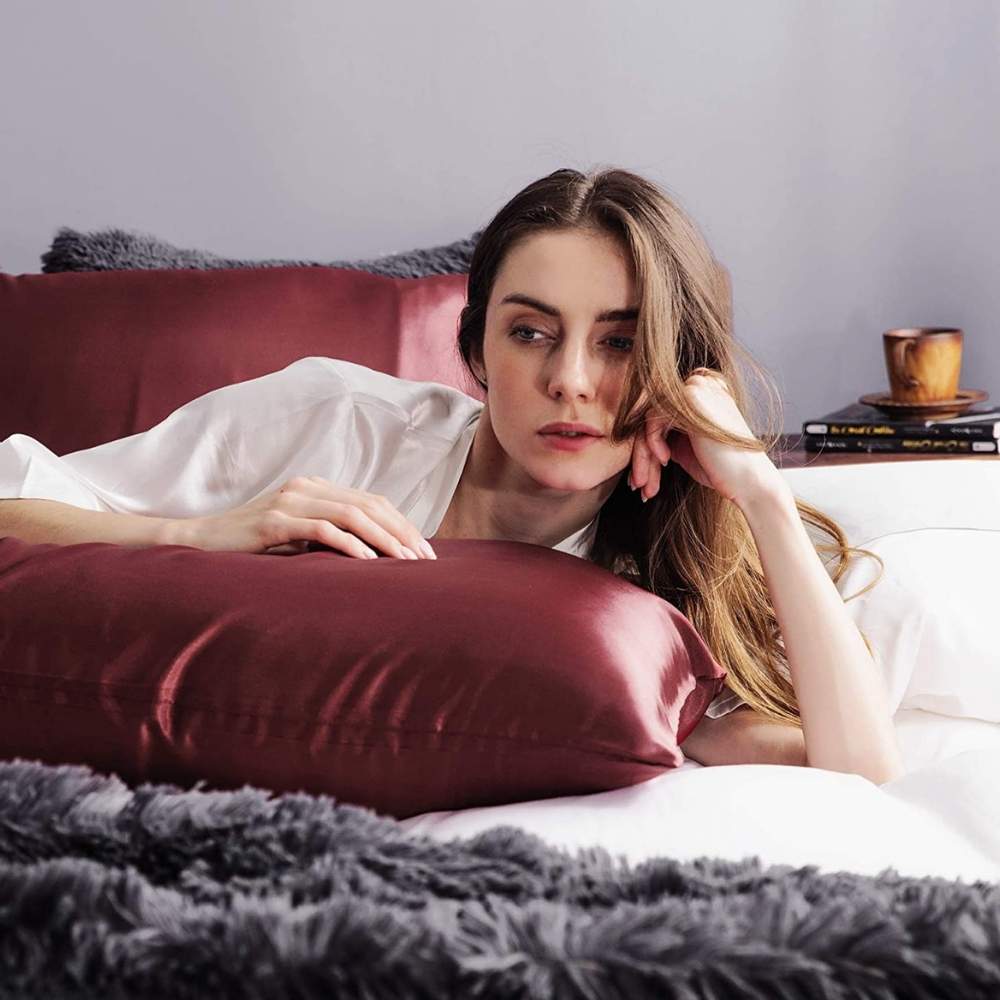 Satin Silk Pillowcase: image 17